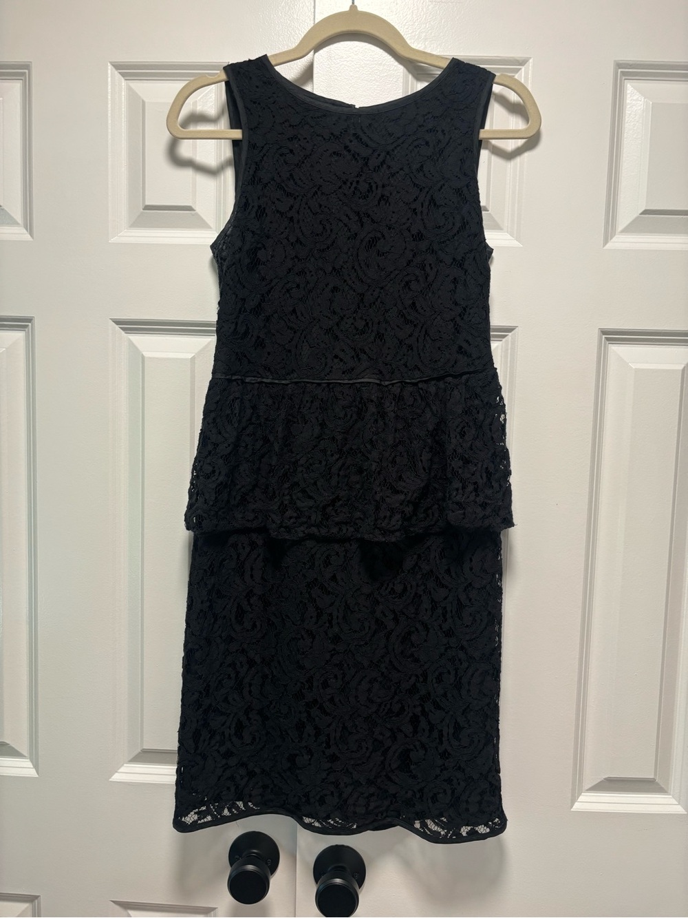 Black Lace Sleeveless Peplum Dress